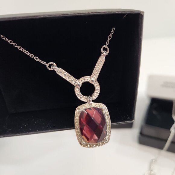 Avon Monaco Nights Drop Earrings Pendant Necklace Gift Sets Purple & Red NEW - Picture 10 of 15